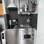 Tiny House Black Pearl Apartment
