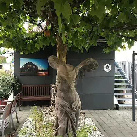Tiny House Black Pearl * טטנאנג