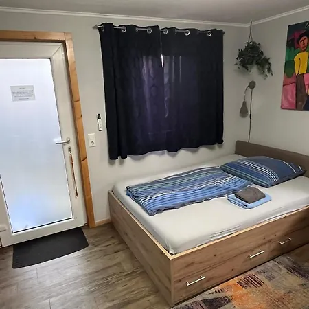 Apartment Tiny House Black Pearl Tettnang