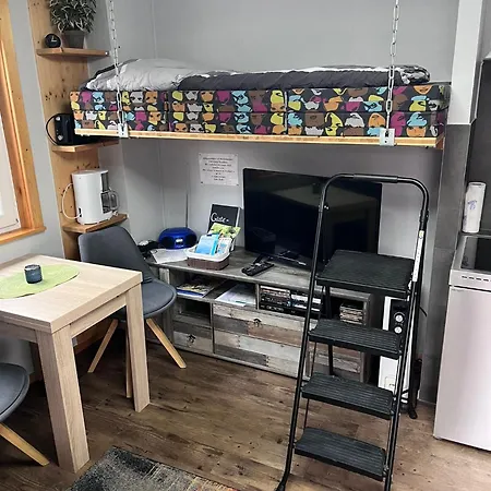 아파트 Tiny House Black Pearl