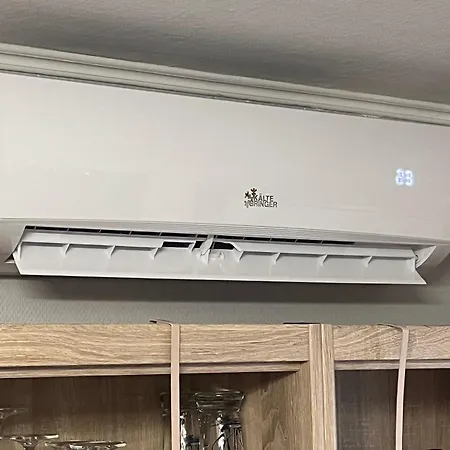 Tiny House Black Pearl